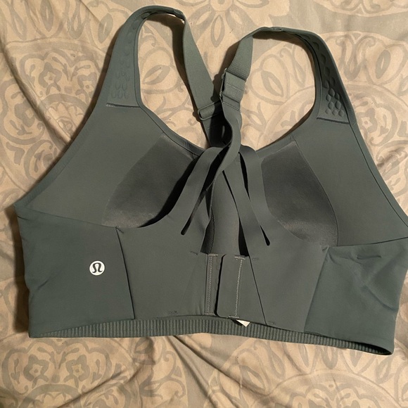 Lulu lemon running bra - Picture 1 of 2